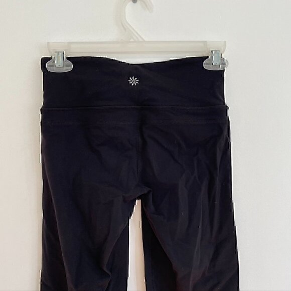 ATHLETA Power Up Capri Black Mid Rise Straight Leg Capris Yoga Pants Leggings XS - Picture 10 of 12